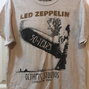 Led Zeppelin graphic t shirt